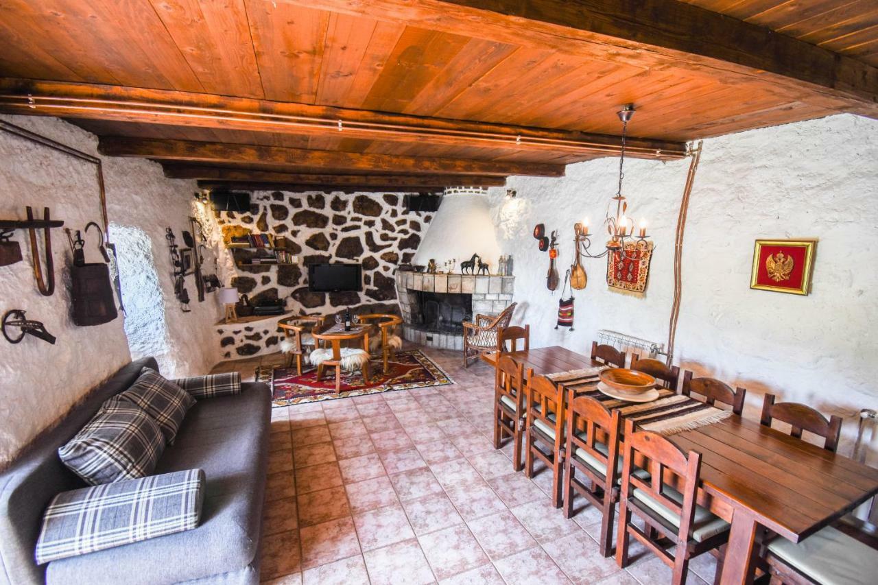 Grandfather'S Secret Danilovgrad Екстериор снимка